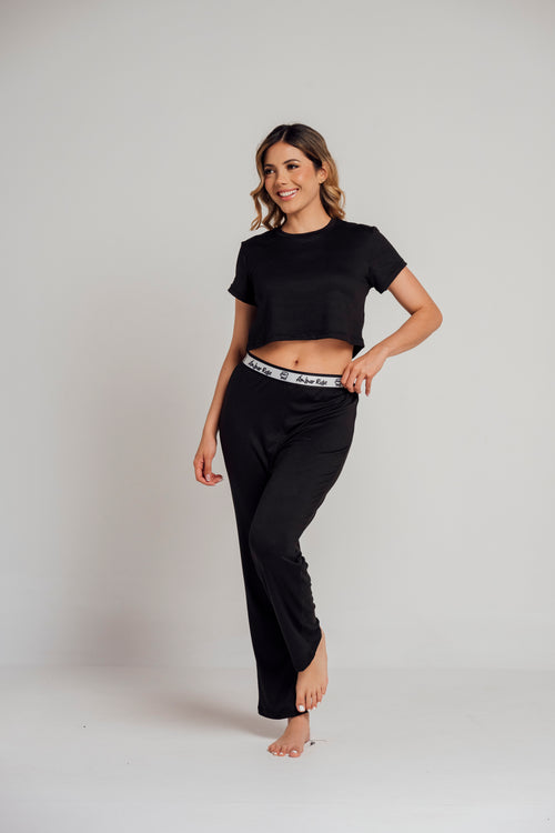 EL-24 PANTALON Y BASICA NEGRO CON ELASTICO